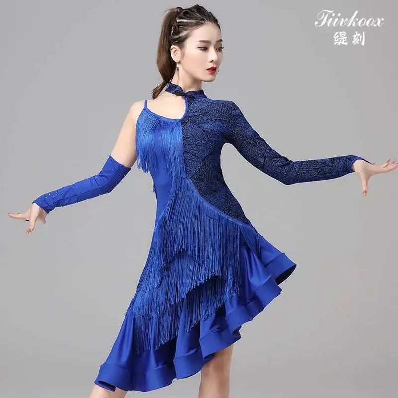 Costume da ballo latino Costume da spettacolo Nuovo modello Ballo da sala Gruppo femminile Concorso professionale Abito da ballo sexy con frange