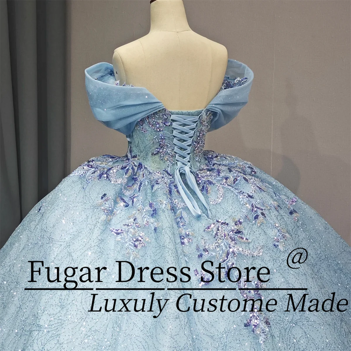 ชุดเดรส Quinceanera สีน้ำเงินแบบกำหนดเอง แขนฟูฟ่องหลายชั้น ประดับด้วยลูกปัดทำมืออย่างหรูหรา ชุดราตรีทรงบอลกาวน์ vestidos de 15 quinceañera