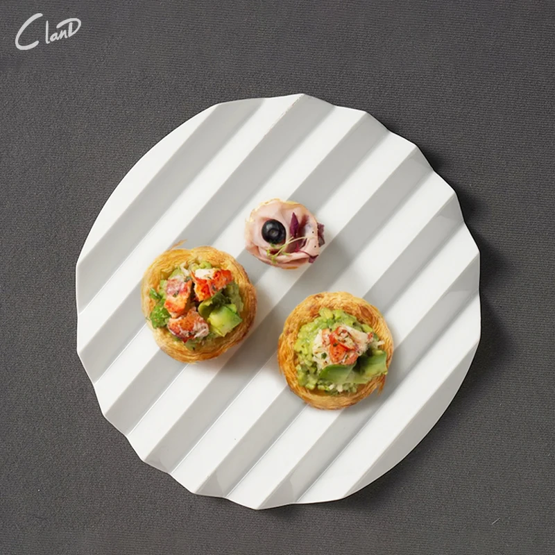 Ceramic Partition Dessert Dessert Plate Dish-setting of Supramolecular Cuisine Pure White Creativity Ceramic Profiled Tableware