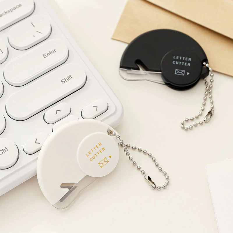 Lightweight Plastic Opener Tool, Easy-Use Safety Knife for Packages, Letters, and Furniture Film - Quick Cut Design