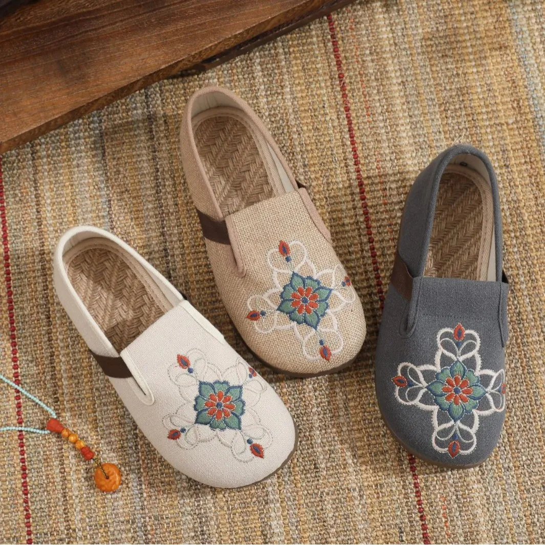 

2026 Summer Women's Natural Linen Beige Gray Ethnic Floral Embroidery Espadrille Slip-On Flats Breathable Casual Shoes Q-190