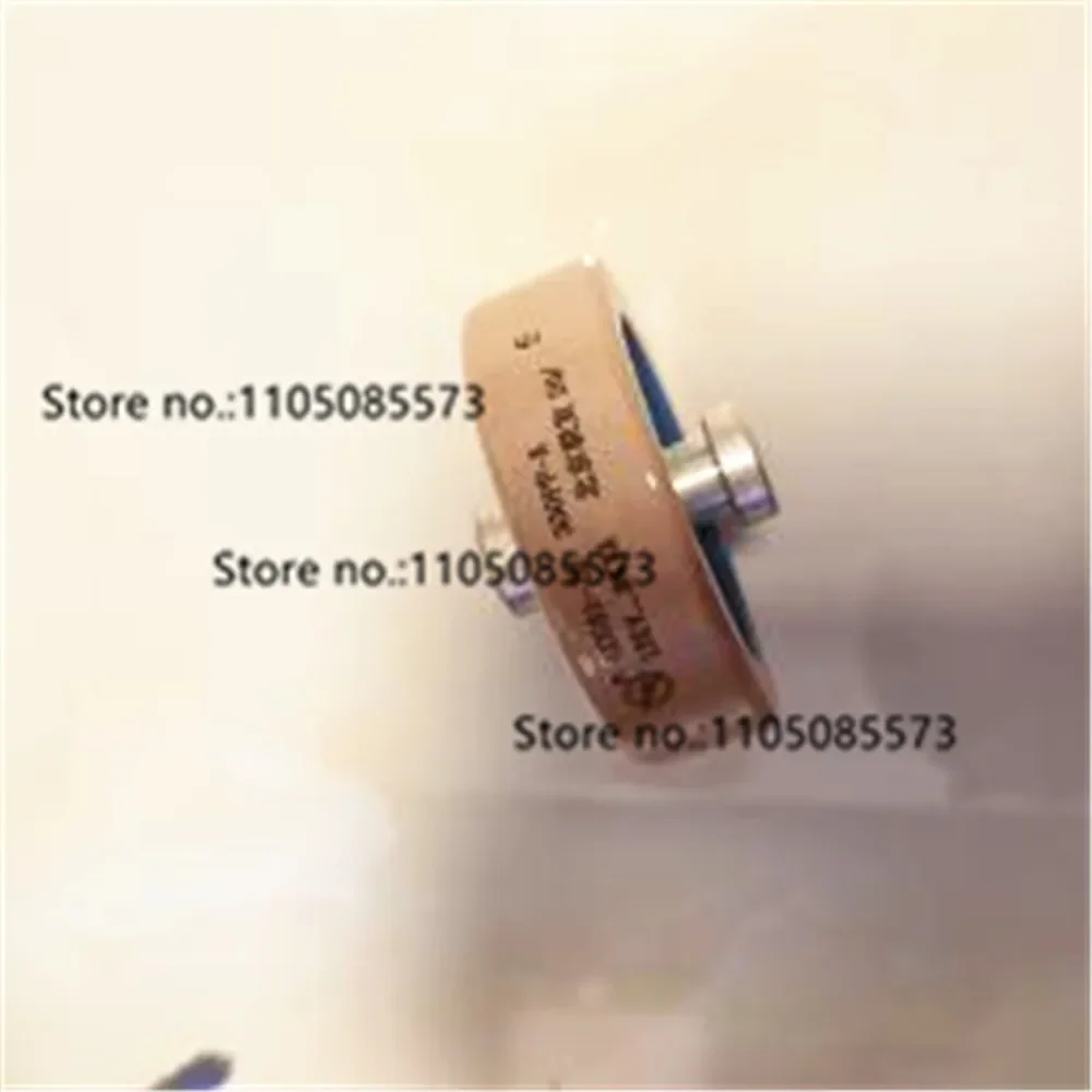 1pcs DT60 CCG81-1U 200PF300PF 12KV-8KVA 15KVA High Frequency Machine High Voltage Ceramic Dielectric Capacitor
