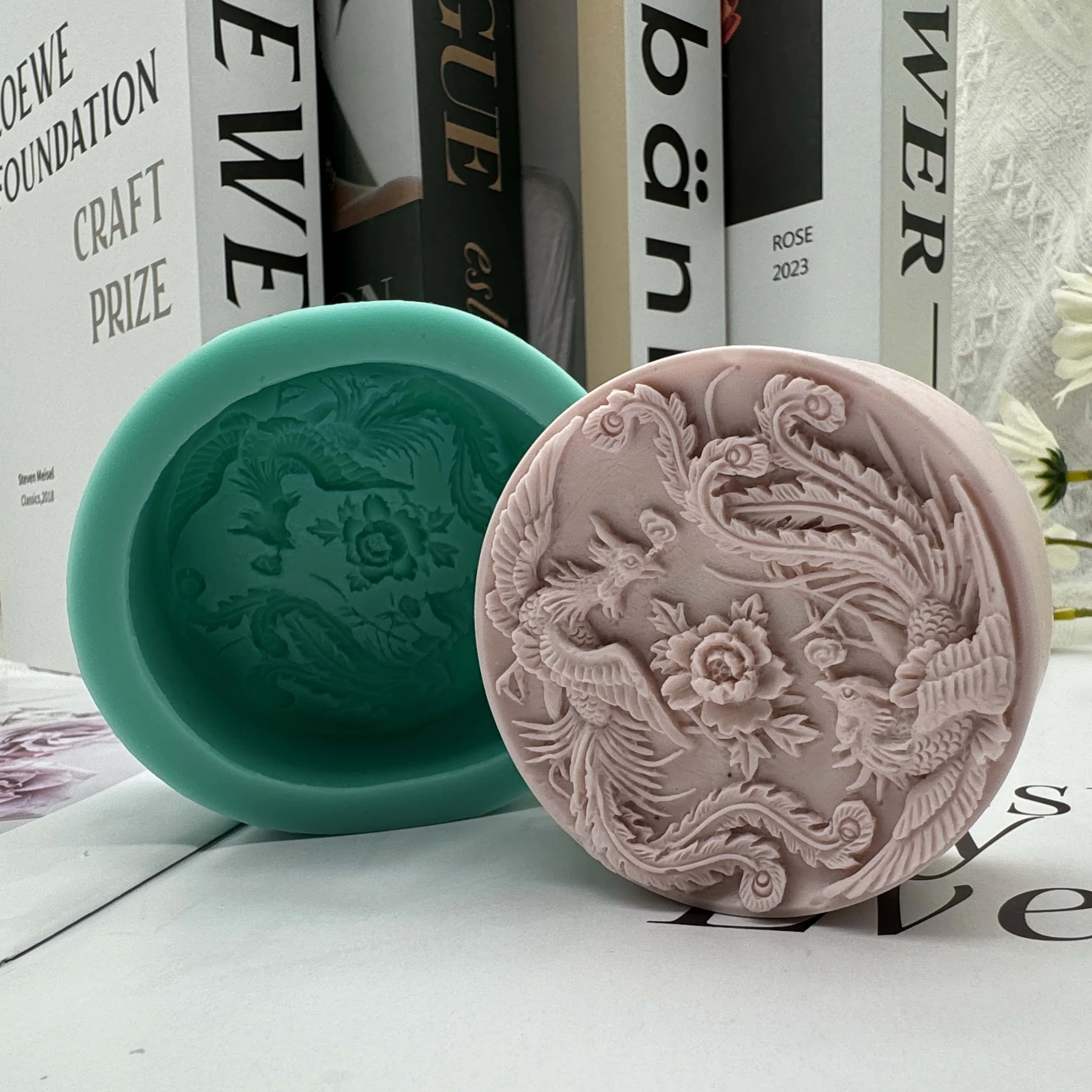 Phoenix Design Art Soap Molds Round Silicone Mold for Natural Soap Making Cake Wax Aromatherapy Gypsum Mold