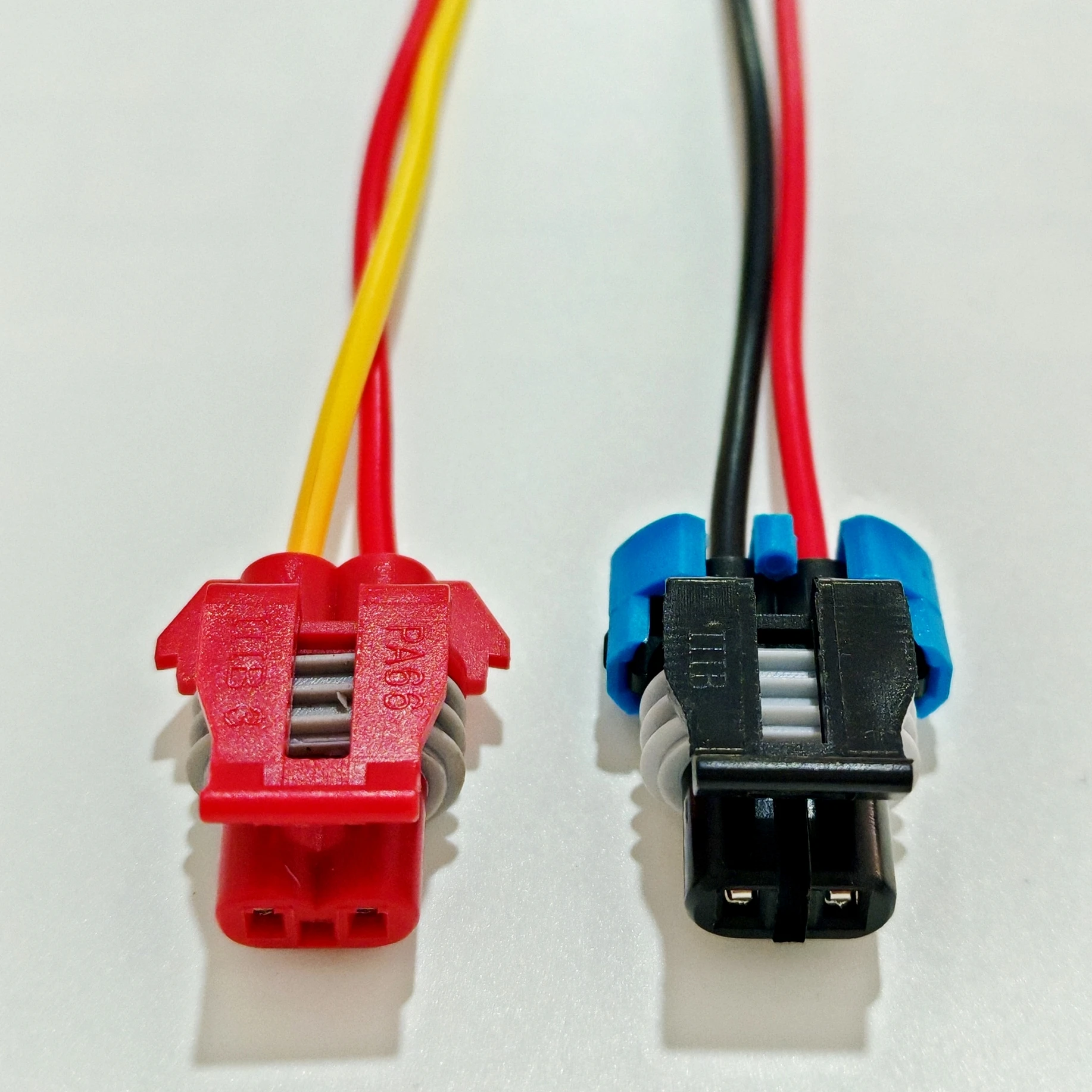 

Shhworldsea 2-контактный 1,5 мм женский автоматический разъем 12052643 сенсорный штекерный клапан для Nissan Paladin