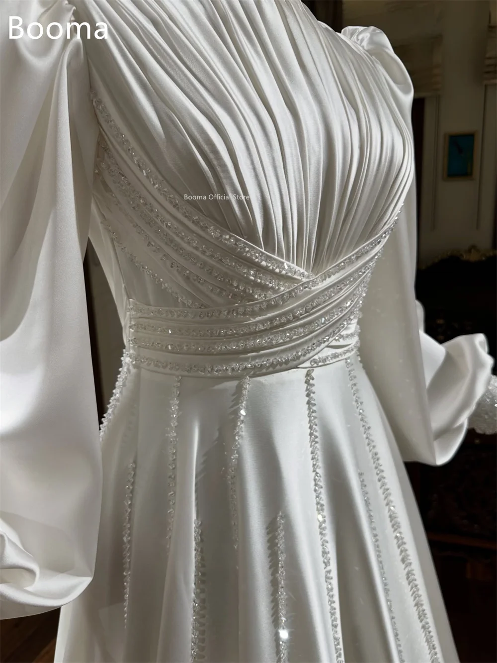 Booma فساتين زفاف أنيقة على شكل حرف a بطيات كريستالية لامعة وأكمام طويلة فستان عرائس بسيط مصنوع حسب الطلب 2025