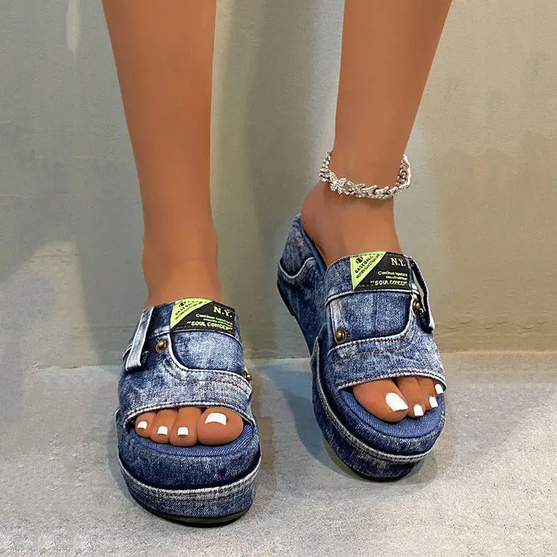 Fashionable Summer Denim Wedge Slide Sandals Women Letter Patch Decor Snap Button Wedge Sandals