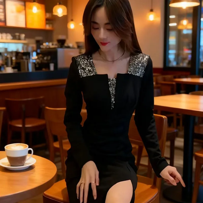 Caliente 2025 nueva falda elegante y de gama alta a la moda con un estilo elegante y elegante vestido de manga larga de estilo maduro ligero delgado