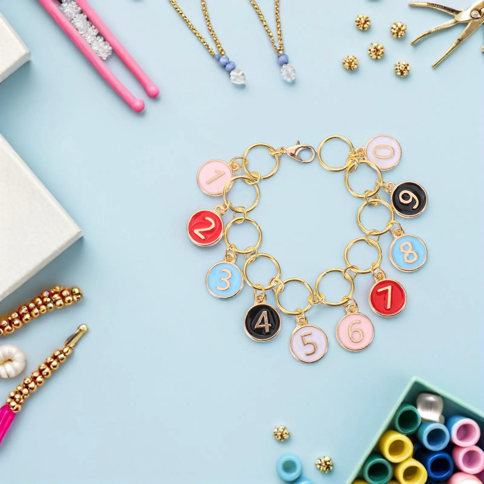 10Pcs Number Stitch Marker Charms 0-9 Flat Round Locking Crochet Row Counter Stitch Tracking Accessories for Knitting Sewing DIY