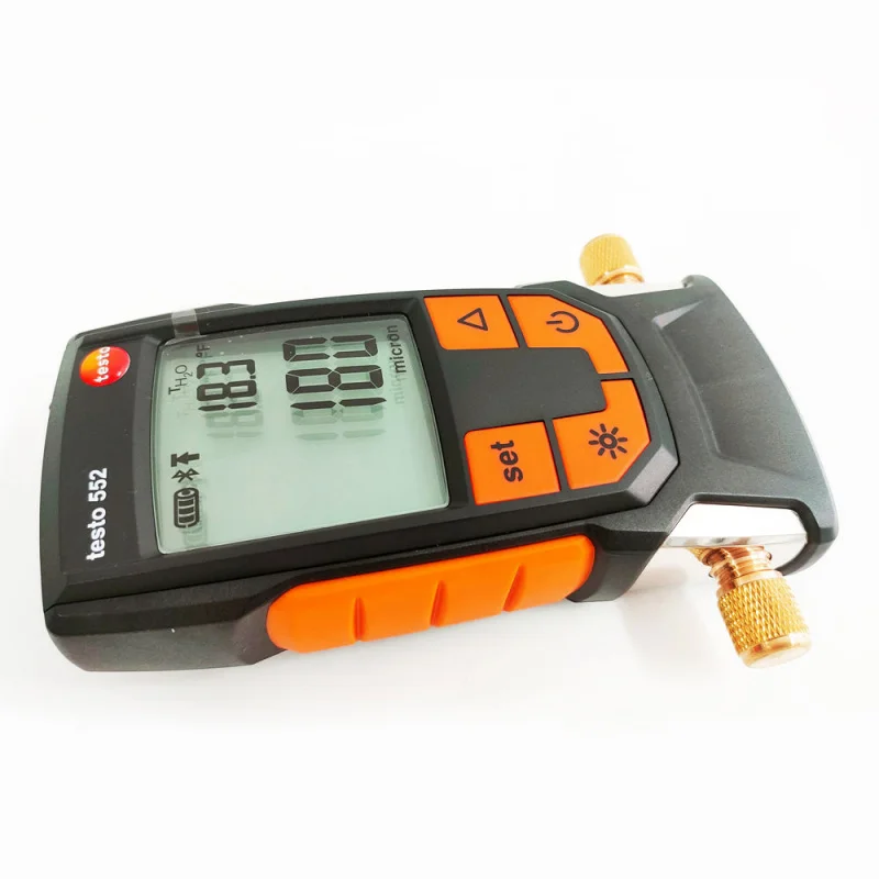 Picture 3: High Precision Absolute Pressure Manometer Original and New Testo 552 Temperature Data Logger