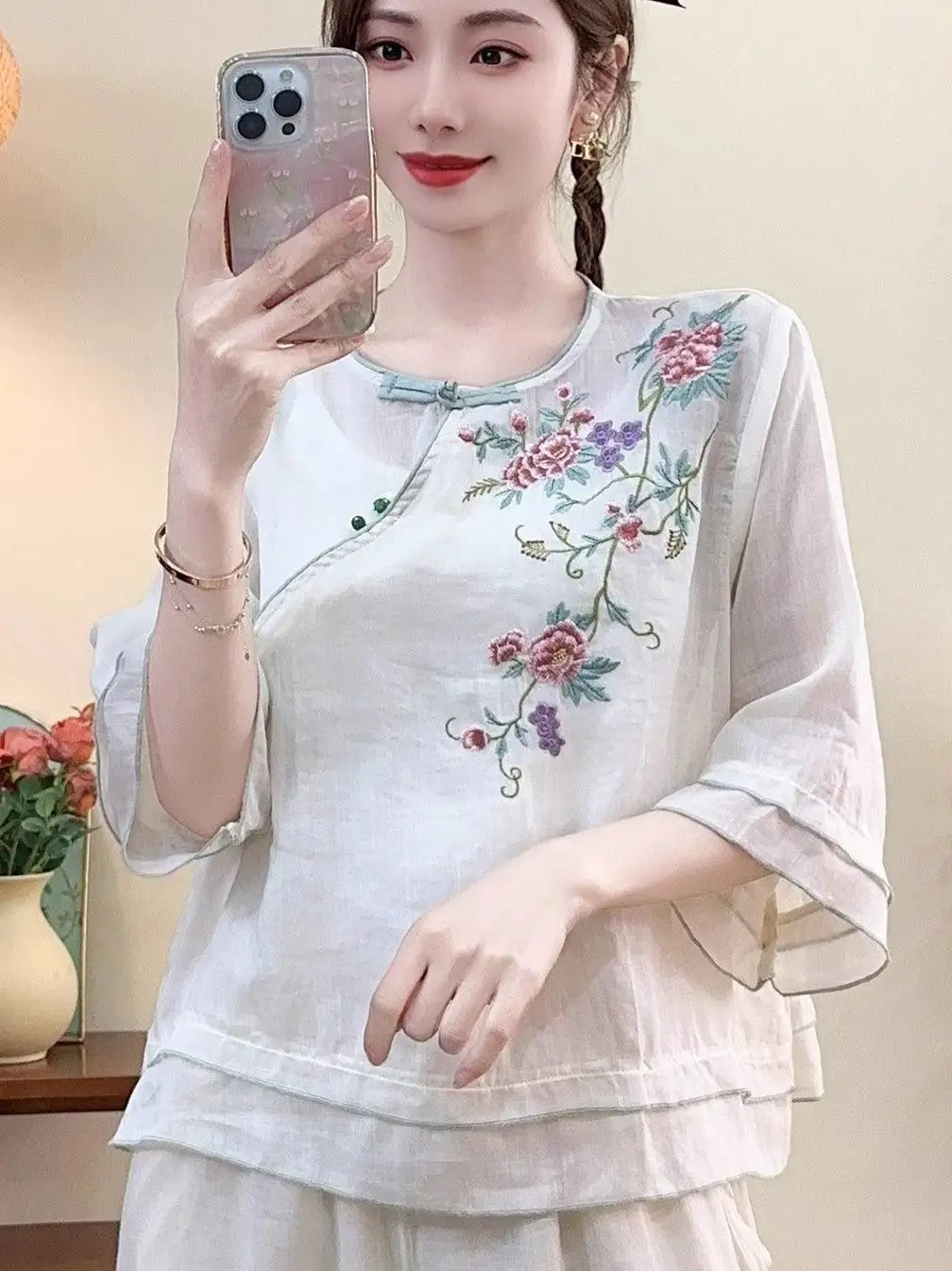 Traditional Chinese Style Summer Linen Embroidered Shirts Women Vintage Retro Blouse with Frog Buttons Hanfu Tops CN-235
