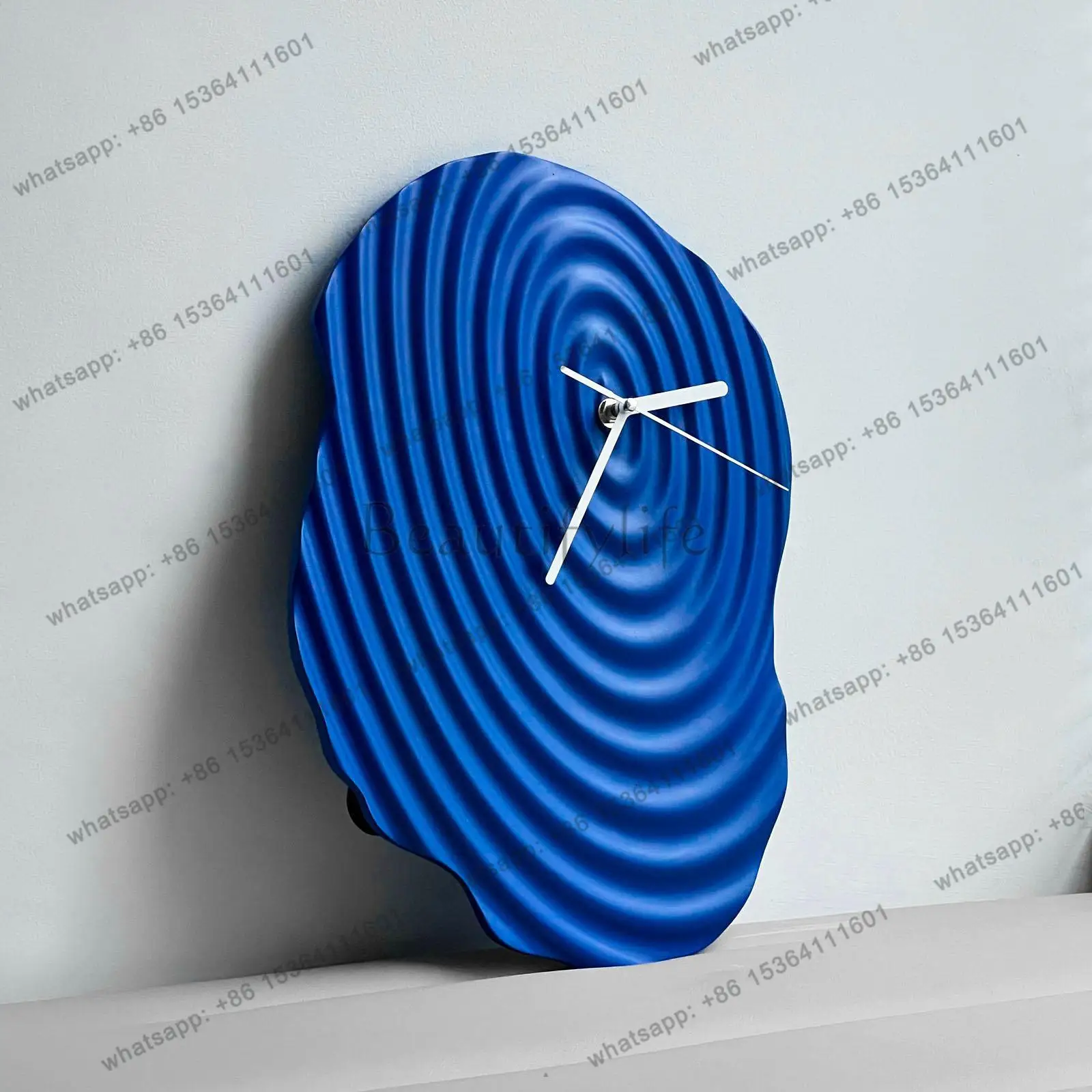 Unusual Fashion Wall Clock Minimalist Hands Digital Unique European Wall Clock Silent Korean Kitchen Metal Horloge Home Decor