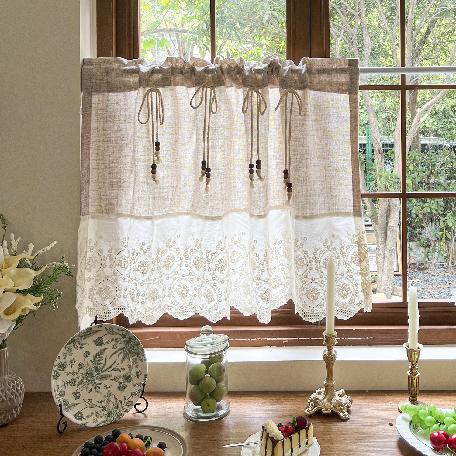 ريفي تقليد الكتان عادي الستار مع الخشب حبة الربط التطريز الدانتيل ستارة قصيرة لنافذة المطبخ ، مقهى نصف الستار