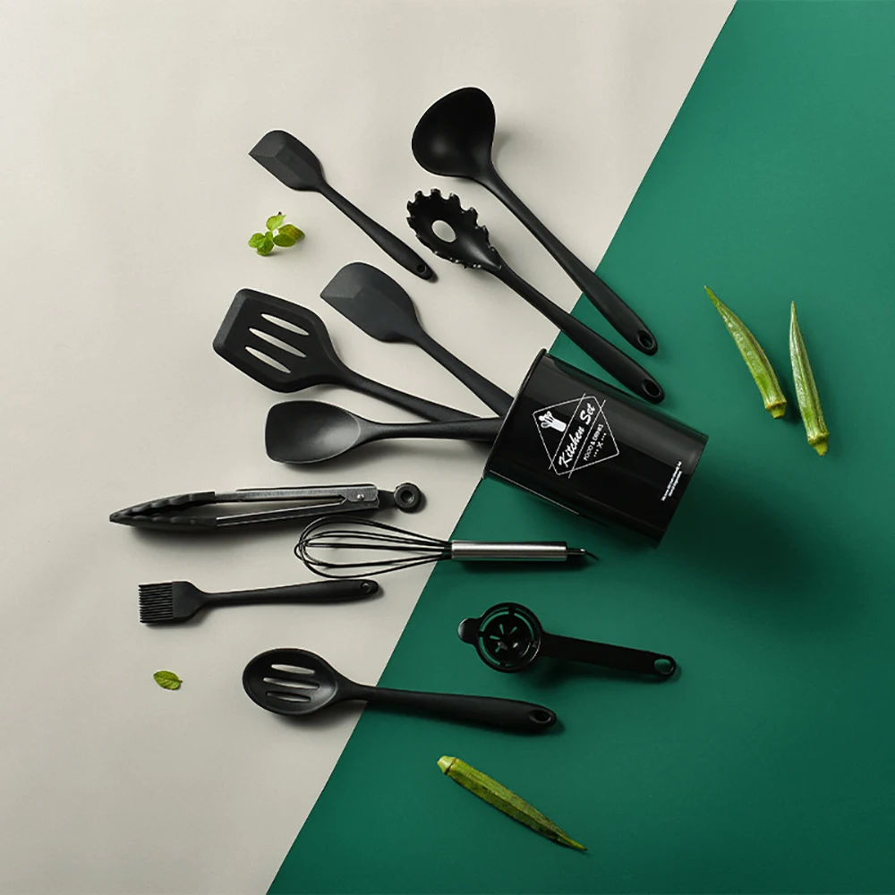 Black 12Pcs Silicone Kitchenware Non-stick Cooking Tool Spatula Ladle Egg Beaters Shovel Soup Cookware Utensil Kitchen Cookware