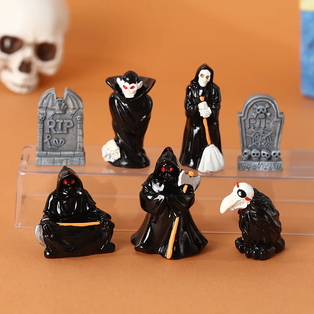 Female Grim Reaper Resin Statue Gothic Sitting Sculpture Dark Aesthetic Office Home Decor with Scythe for Bookshelf