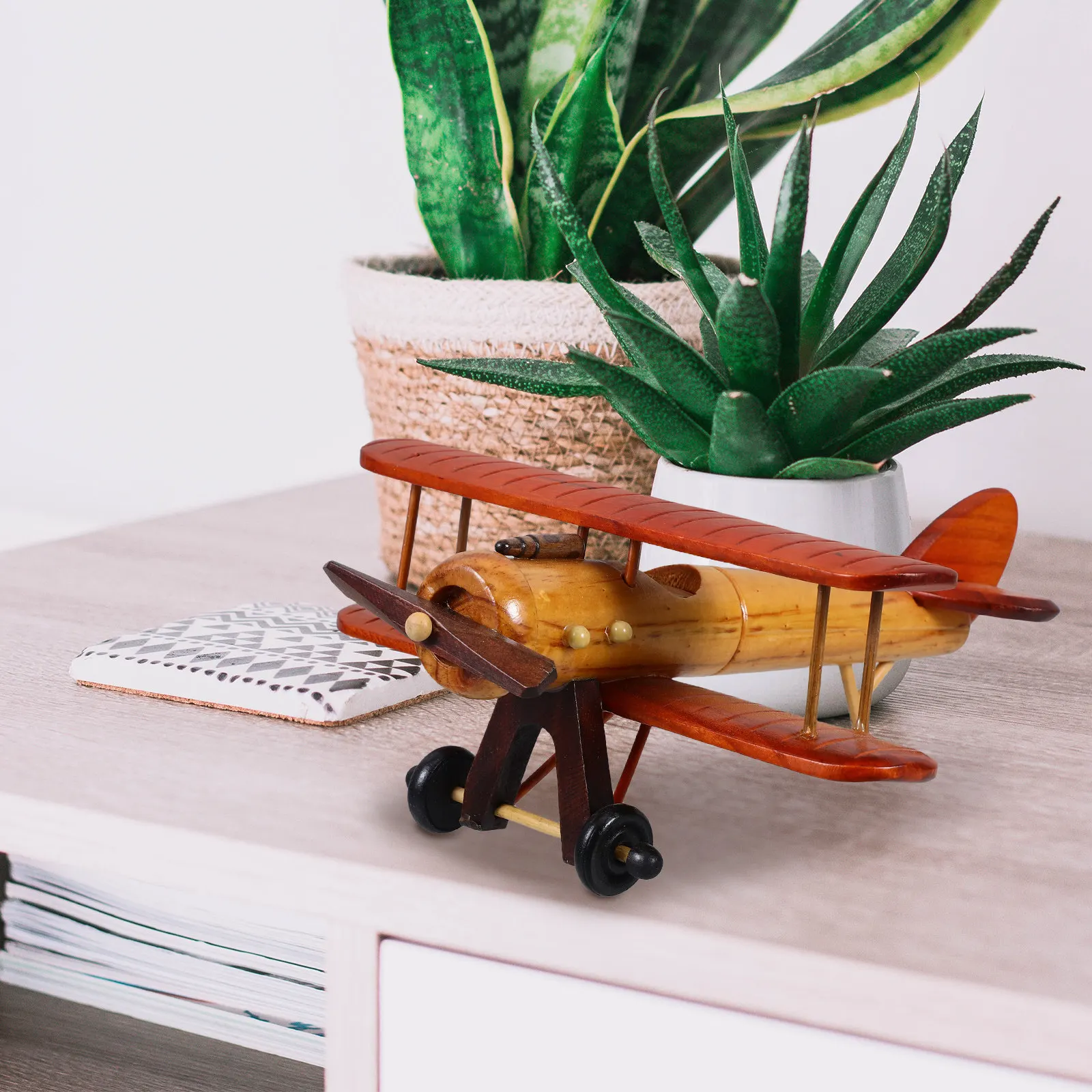 

Винтажный деревянный самолет-биплан: ретро-украшение для дома, офиса, рабочего стола, полки, столешницы. Декор в виде ретро-самолета.