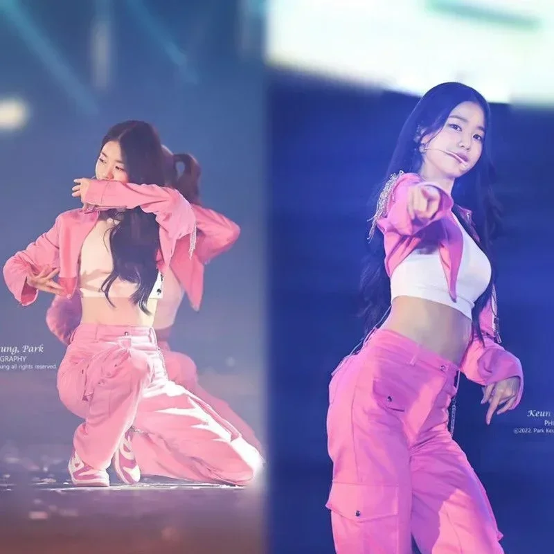 

New Kpop Women Stage Sexy Crop Tops Cargo Pants Performance Costume Concert Hip Hop White Vest Pink Jacket Jazz Dancer Outfits