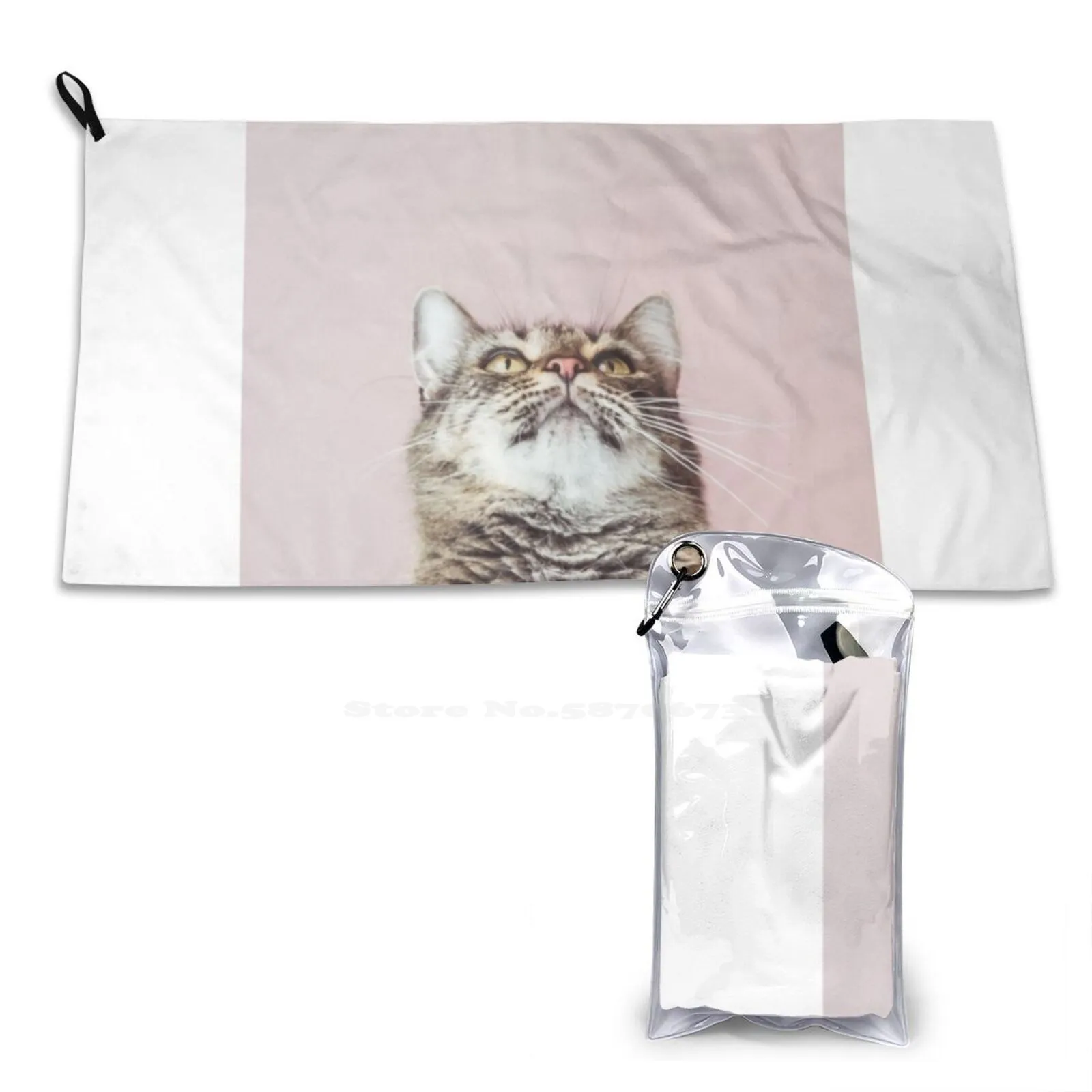 Beautiful Cat Looking Up Custom Soft Bathroom Towels Home Outdoor Animal Portrait Background Bliss Cat Close Up Cute Feline