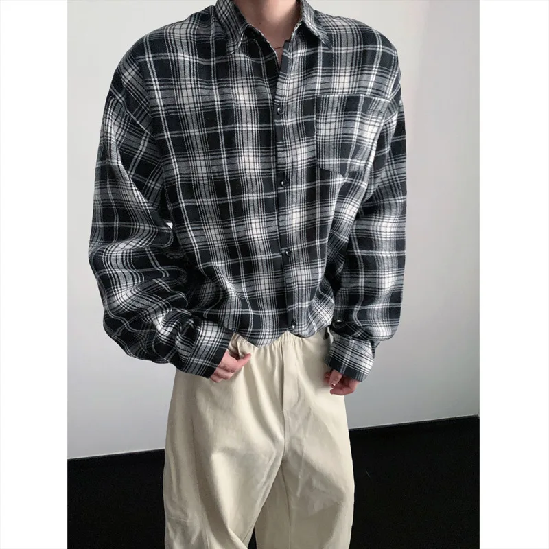 

5XL Long Sleeved Shirt Men Retro Black Plaid Shirt Men Streetwear Korean Loose Casual Shirts Mens Fashion Shirt Large Size