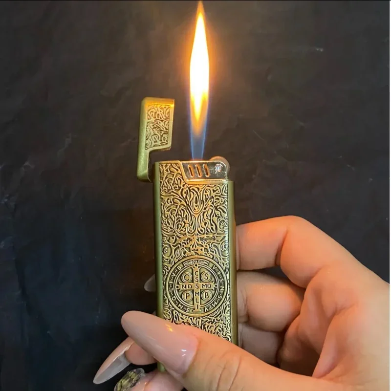 

Retro Metal Ultra-thin Grinding Wheel Lighter Finely Carved Inflatable Lighter Portable Open Flame Lighter Men's Smoking Gift