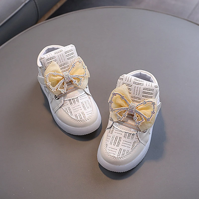 XUANMU Nové detské svietiace topánky Chlapci Dievčenské Protišmykové topánky Blikajúce svetlá Módne tenisky Batoľatá Malé deti LED tenisky Z0014_voghion.com