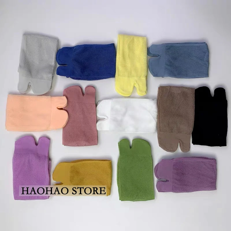 Summer Thin Breathable Soft Combed Cotton Split Toe Woman Mesh Socks Candy Color Striped Two-Toed Japanese Middle Tube Tabi Sox