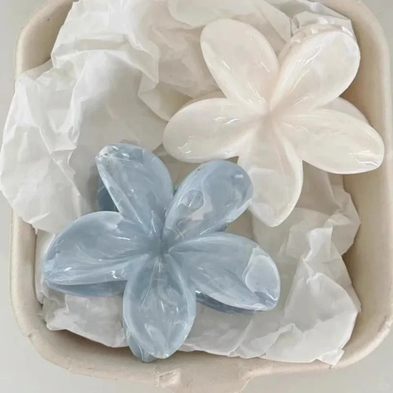 Tyrande Blunt Flower Grip Frischer und Süßer Eierblumen-Haarschmuck für den Hinterkopf, Haarklammer, Haarschmuck