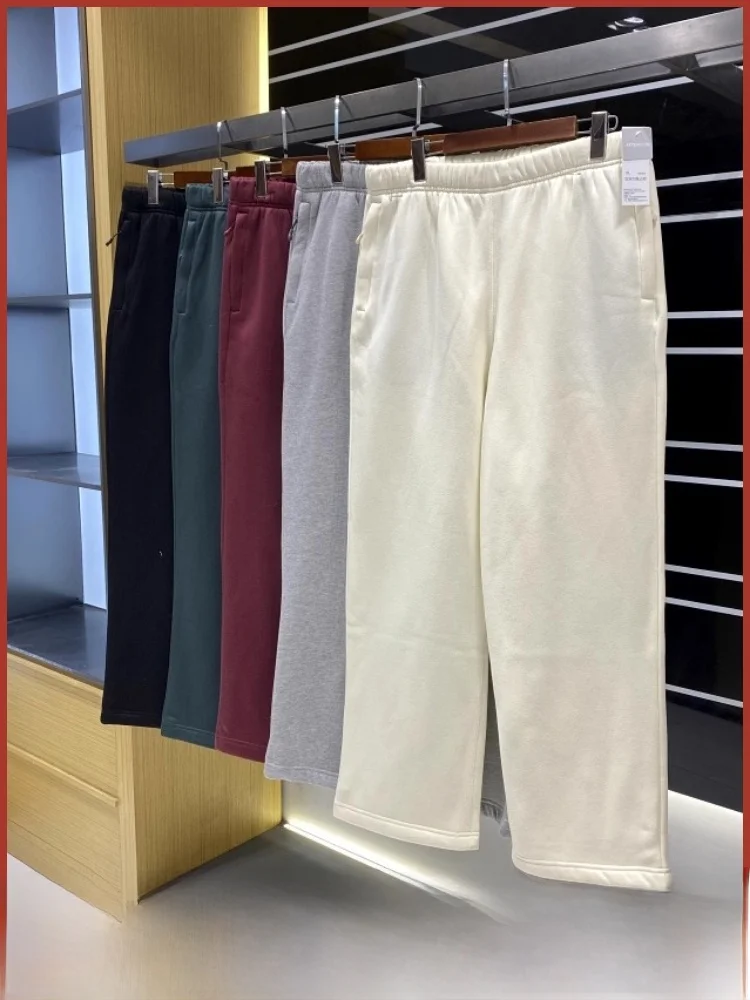 

Новые зимние мужские прямые брюки свободного покроя, повседневные спортивные штаны, однотонная линия, тяжелая одежда из смеси хлопка и полиэстера Re...