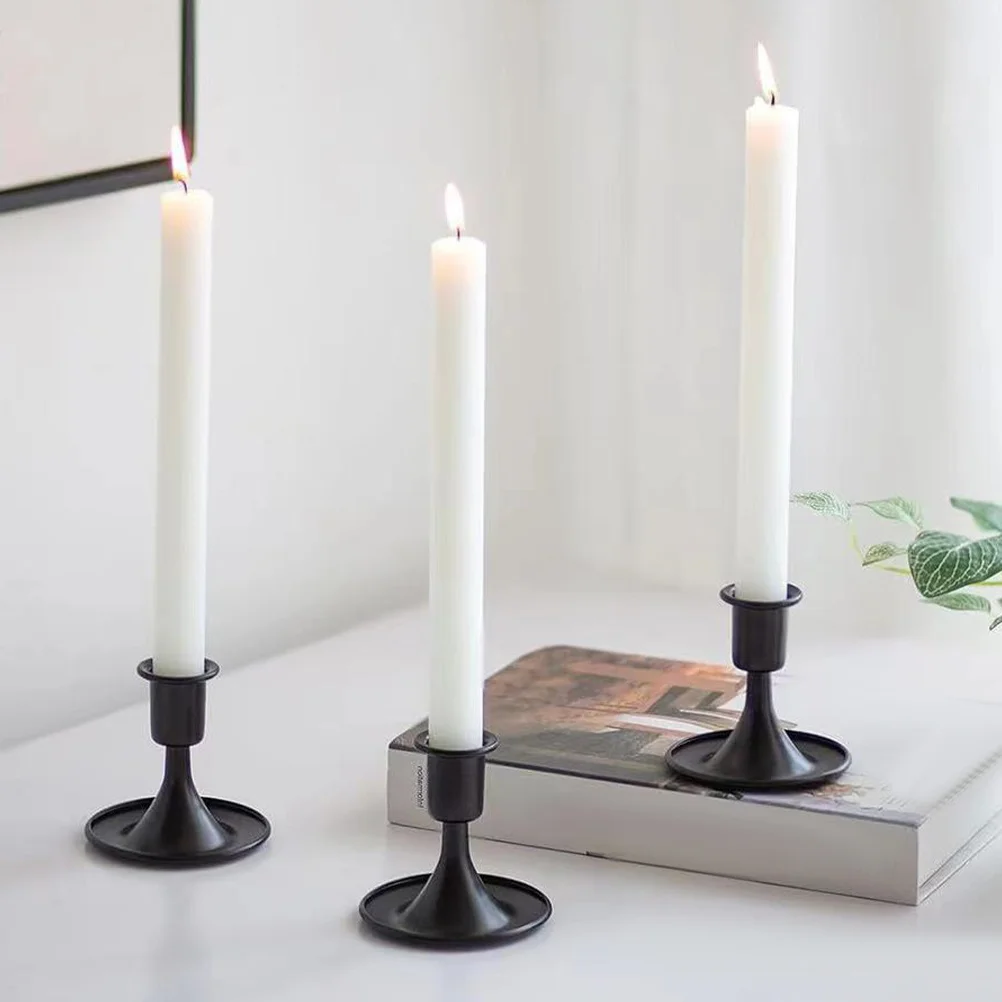 

2Pcs Vintage European Style Single-Head Holder Romantic Tabletop Decoration Wedding Party Banquet Candlestick Warm