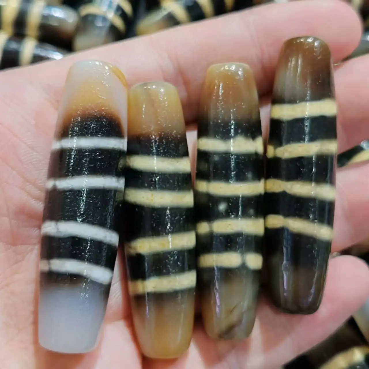 1 pcs Taiwan infiltration patina old material weathered bead agate Tianzhu necklace pendant DIY accessory Dzi