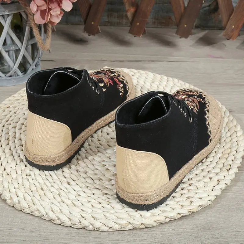 2024 NEW New Embroidered Linen Casual Shoes Simple Versatile Mid-Top Booties Fashion Lace-Up Craft Cloth Shoes Womens Shoes