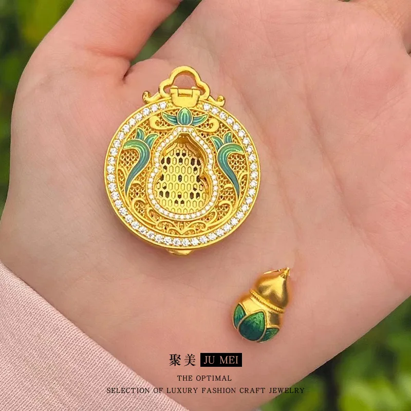 

Gold Shop Same Style 9999 24K Real Gold Male and Female Gold Pendant Palace Style Diamond Gourd Birthday Gift Exquisite Luxury J