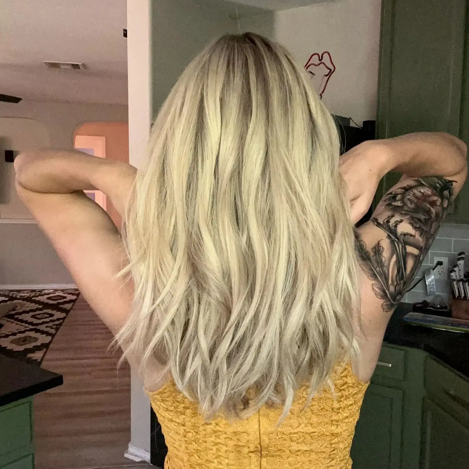 16 Inches Ombre Light Blonde Middle Parting Mix Color Loose Wave Ladies Wig Top Sale 13*4 HD Transparent Lace Wigs Costume Woman