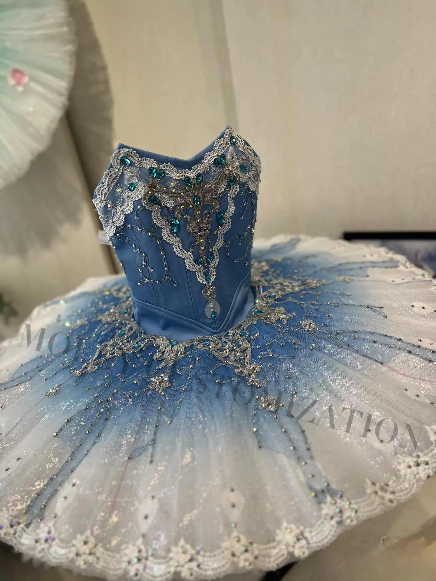 

Новая индивидуальная юбка-пачка TUTU для балетных выступлений и соревнований, модель «Синяя птица» с серебряными элементами, для взрослых и детей, коллекция 2026 года