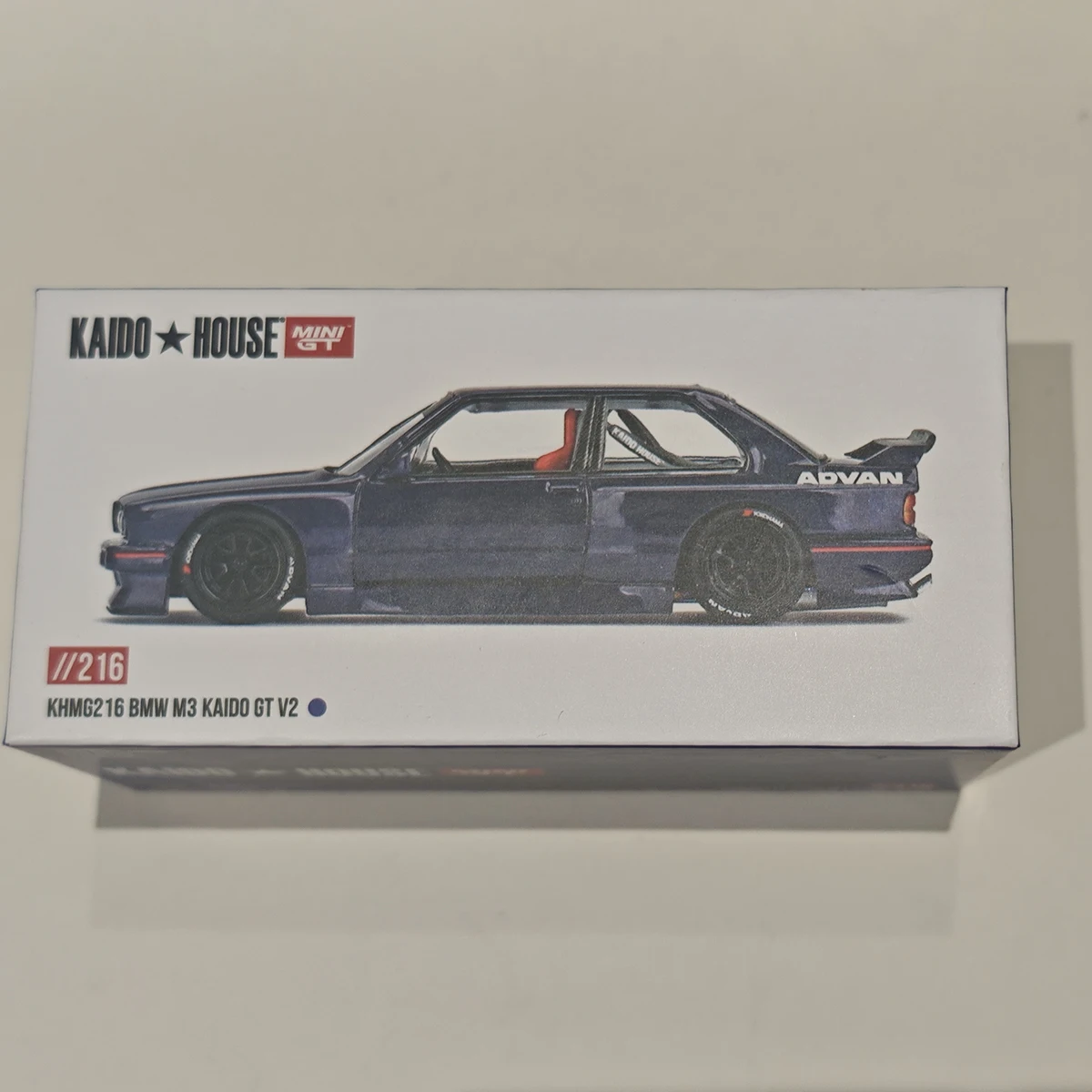 KHMG 216 1:64 BMW M3 Kaido GT V2 mit Öffnender Motorhaube Diecast-Automodell Kaido House MINIGT – Detail 7