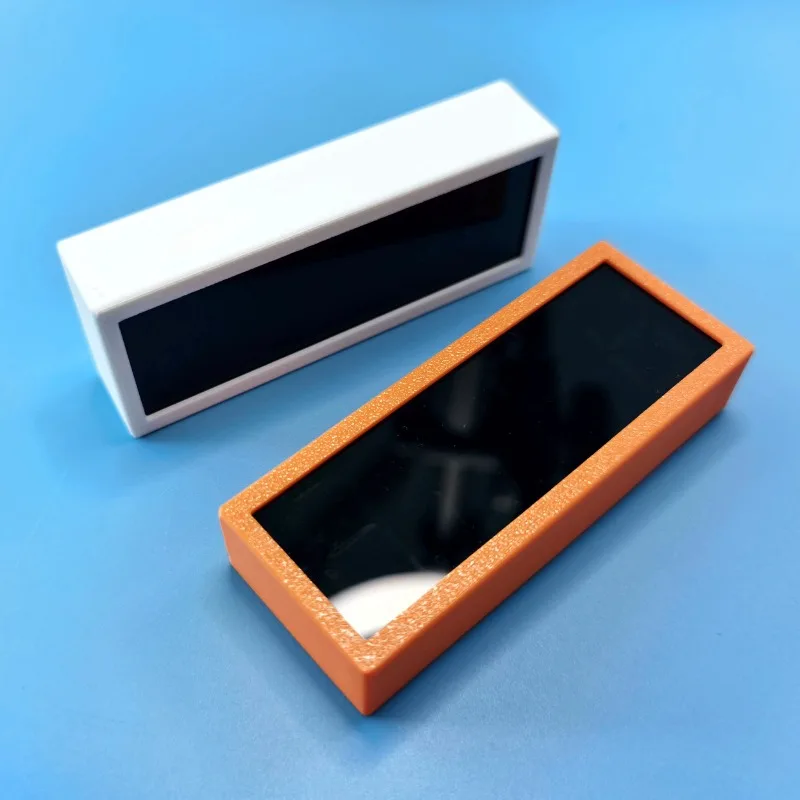 NTP خدمة الوقت مزامنة الوقت التلقائي 0.8 بوصة أنبوب رقمي LED وحدة الساعة يعتم ذكي