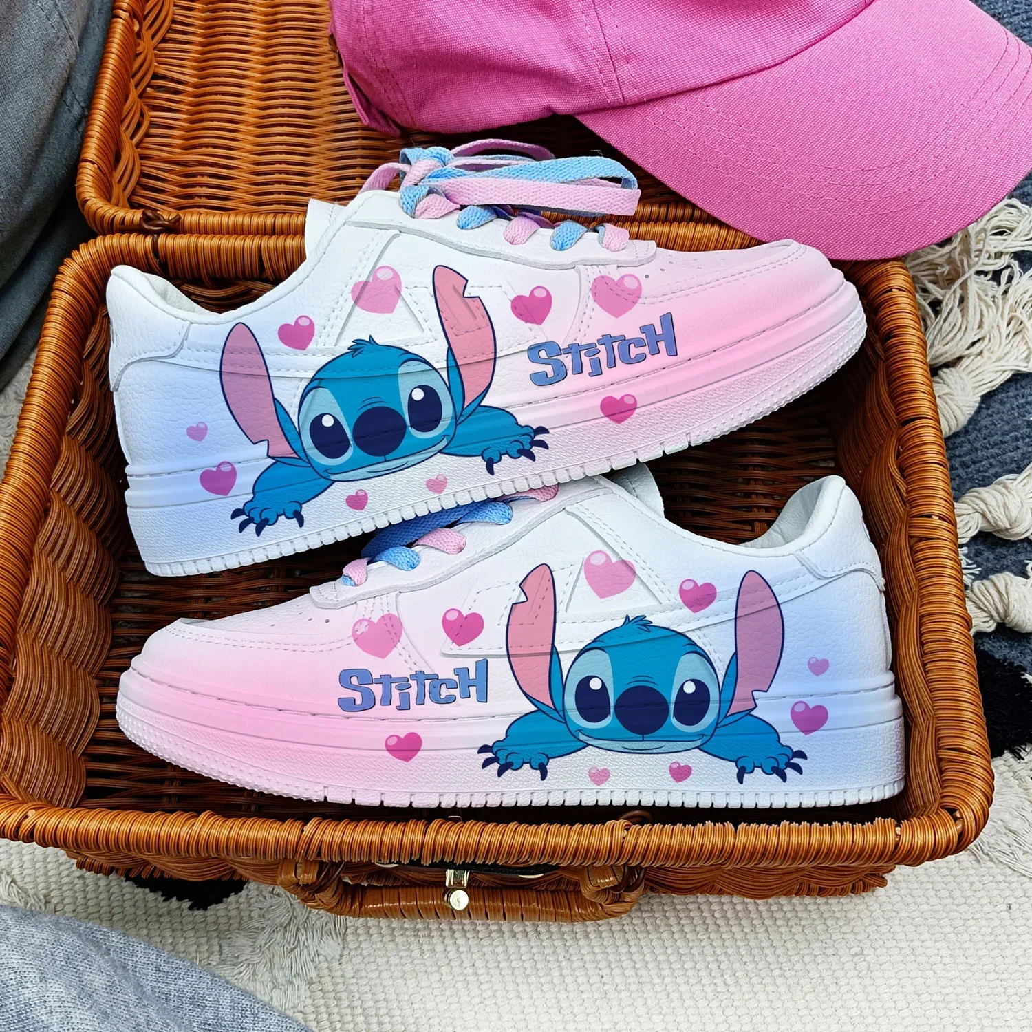 

Новая женская обувь с героями мультфильмов Диснея, милая повседневная нескользящая спортивная обувь с мягкой подошвой, подарок для девочки