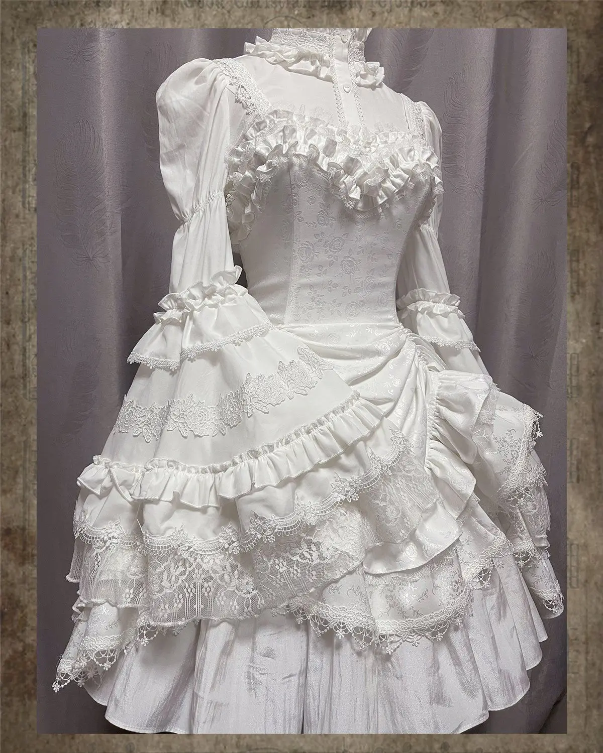 

SOIOMES Retro Gothic Lolita Blouse with Lavish Lace Trim Lace-Trimmed Innerwear Puff-Sleeve Shirt