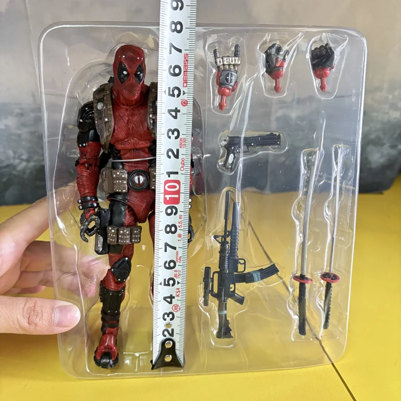 Neca épico x-men deadpool figura de ação variante articulação móvel super heróis figura de piscina morta com armas presentes de natal brinquedo