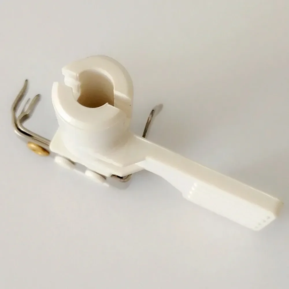 عراف الإبرة # 77421 للمغني 2639,2662,6518,7256,7422,7424,7426,7430,7436,7463,7464,7466,7467,7469,7469Q,7470,Juki HZL-25Z