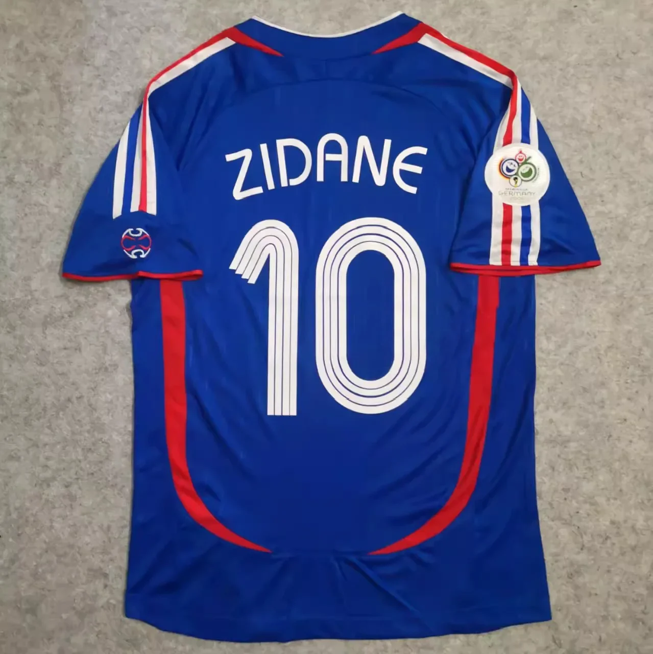 

2025 nueva camiseta clásica vintage de moda # 10 ZIDANE Soccer Sports Casual Home and Away Kit Camiseta de fútbol niños adultos