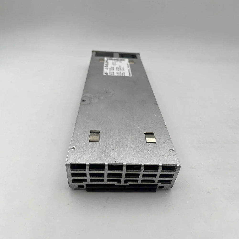 

Модуль питания Flatpack2 2000 Вт, 48 В, 241115.102