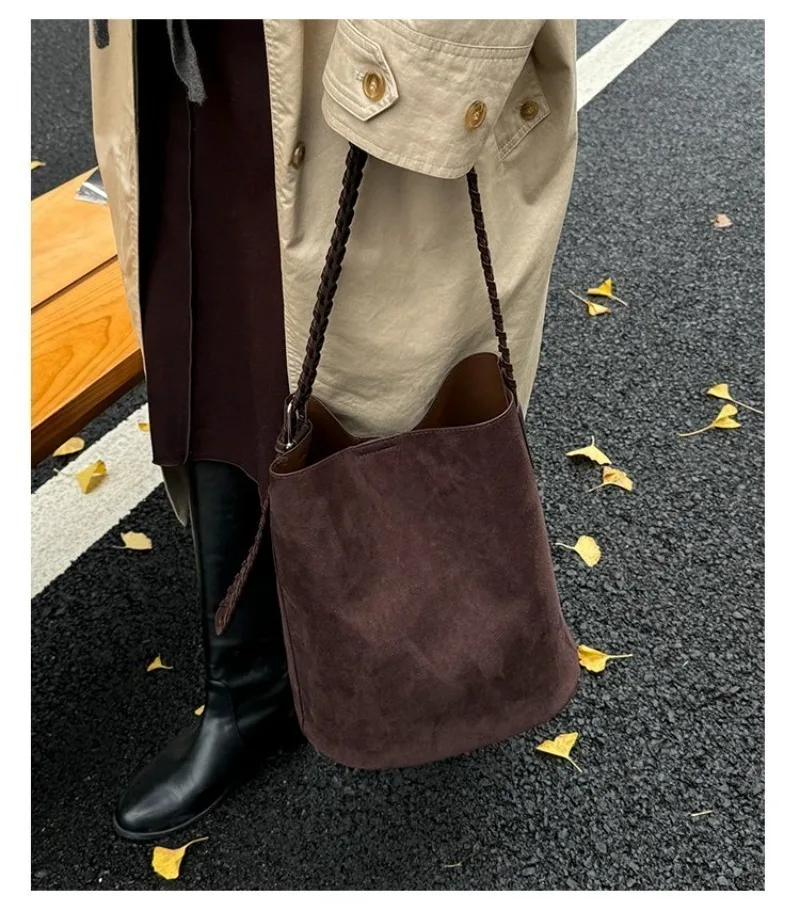 Mehrfarbige Wildleder-Schultertasche mit Verstellbarem Riemen, Lässiger Stil für Tägliches Einkaufen, Verabredungen, Pendeln und Kurzreisen – Detail 3