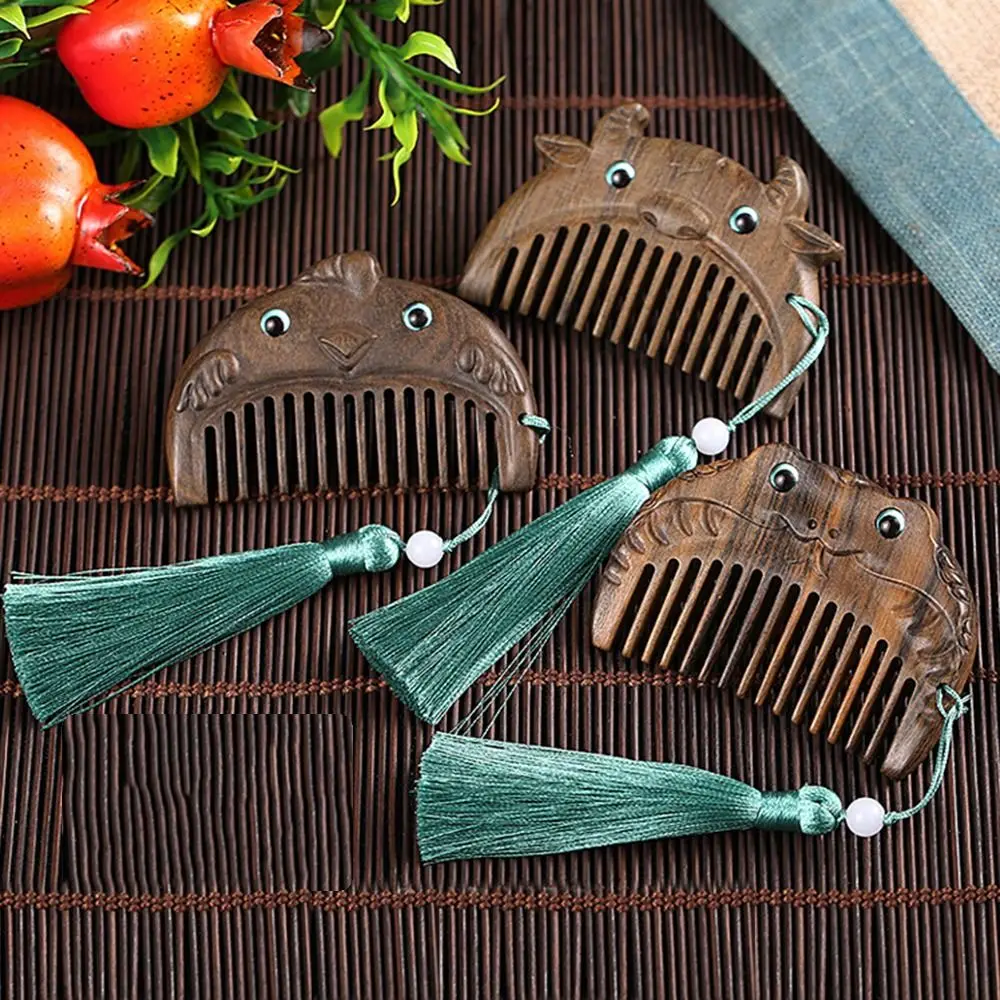 Zodiac Animal Massage Comb Natural Sandalwood  Fine Tooth Pocket Hair Comb Anti-Static Head Acupuncture Massage Hair Comb