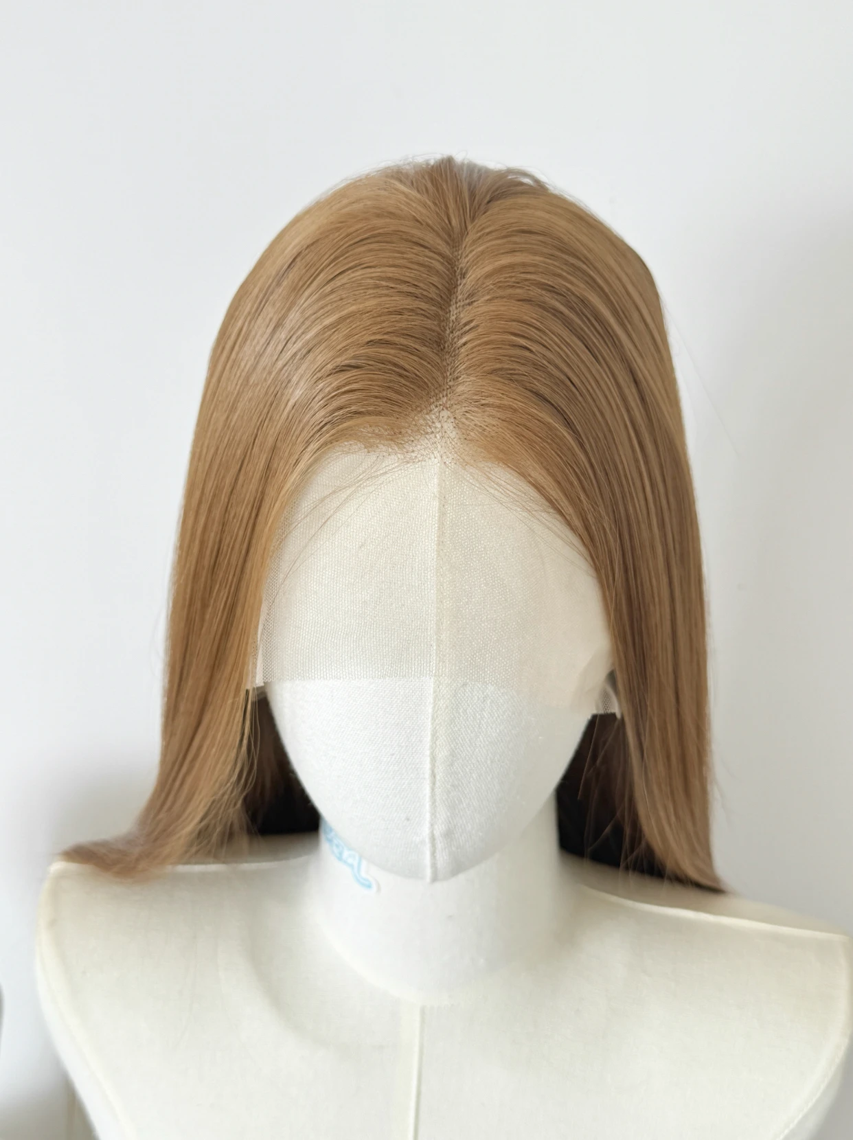 Wig Lace Front Almond Brown untuk Wanita, Panjang Lurus 13*4, Lace Frontal Alami Sintetis Tahan Panas untuk Cosplay dan Kegunaan Sehari-hari