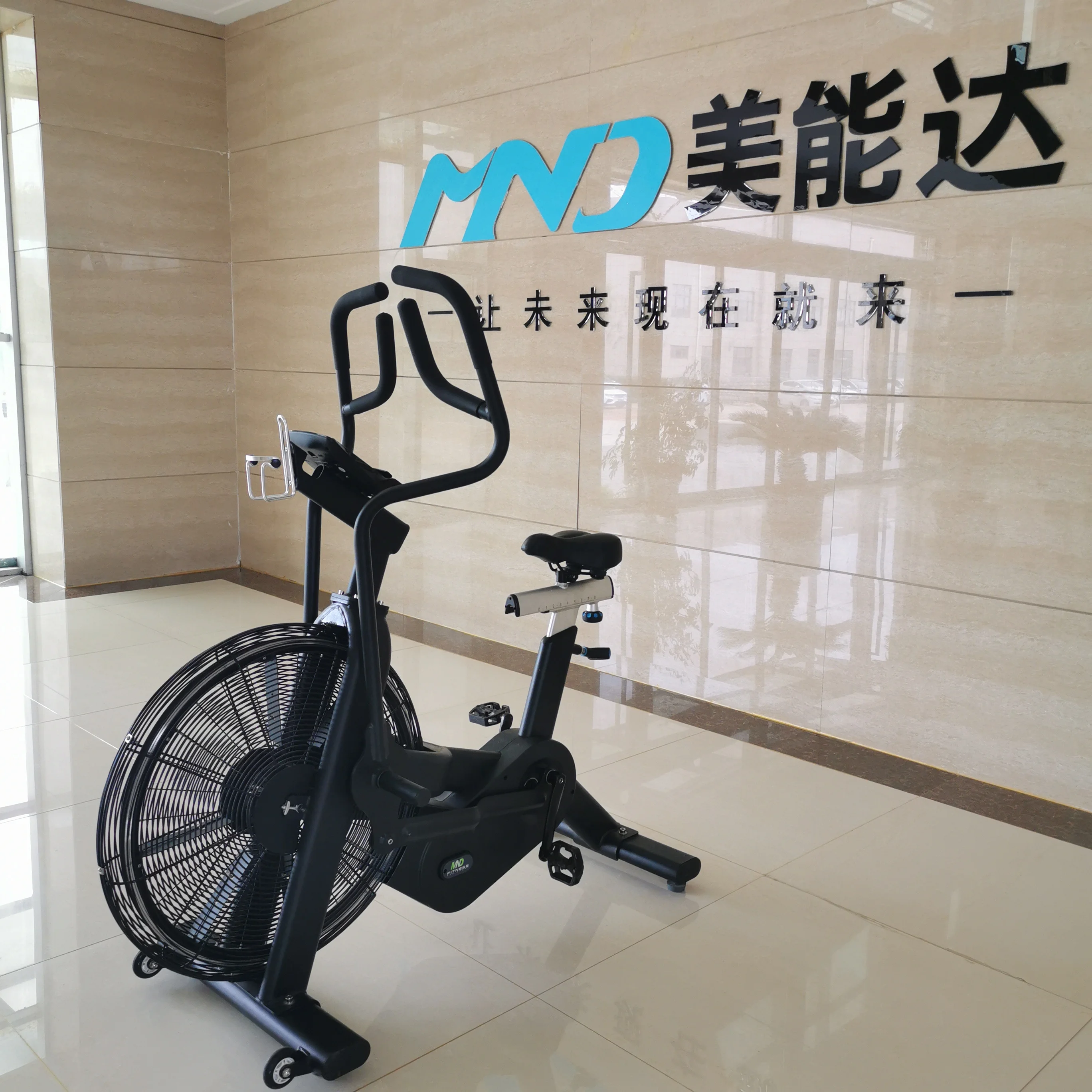 Body Airbike Workout Equipment Commercial Fan Bike Cardio Machine Commercial Gym Fitness Equipment Exercise Bike Air Bike