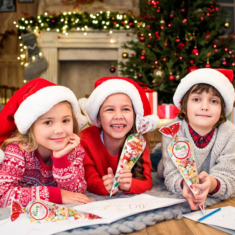 100 قطعة عيد الميلاد حزمة شفافة السيلوفان المخروط أكياس الحلوى الفشار الحلو حقيبة عيد ميلاد سعيد ديكور الحفلات 2025 السنة الجديدة نافيداد