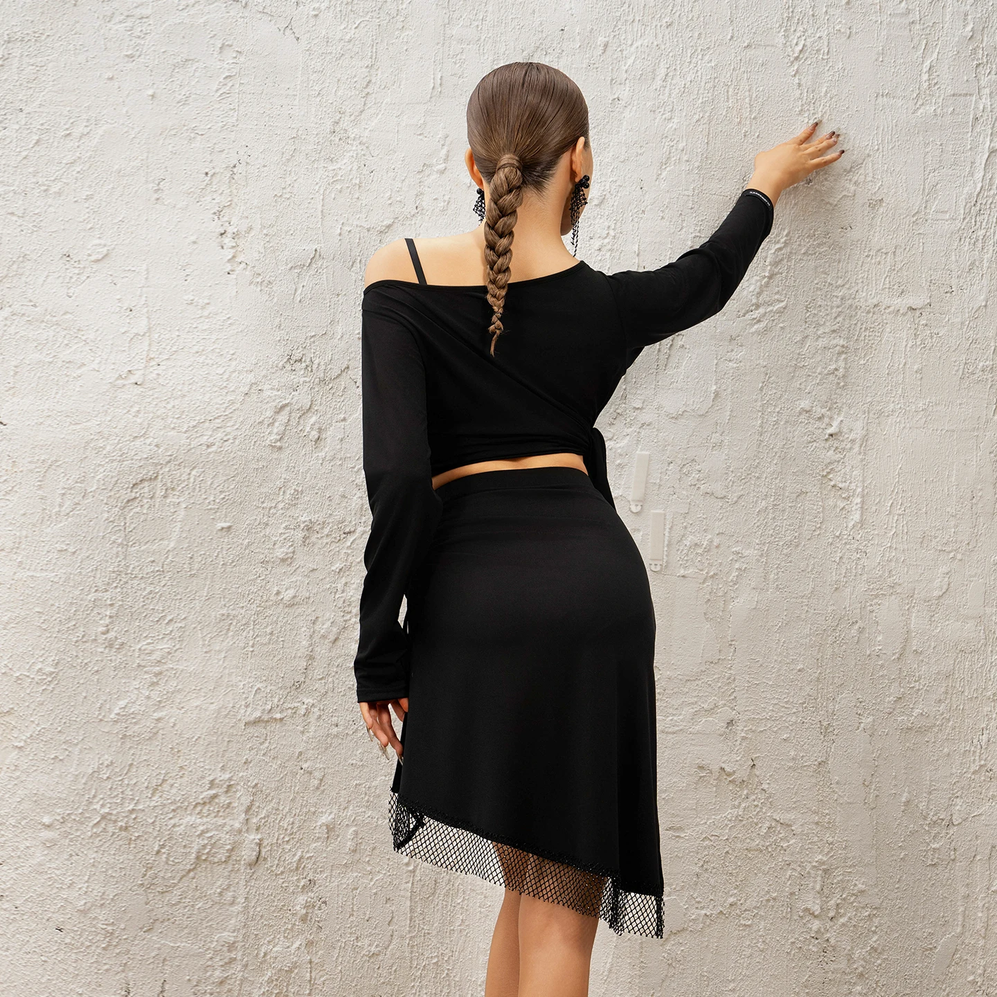 Latin dance competition suit slanted shoulder long sleeved top+sexy hip hugging skirt set tango cha cha performance outfit