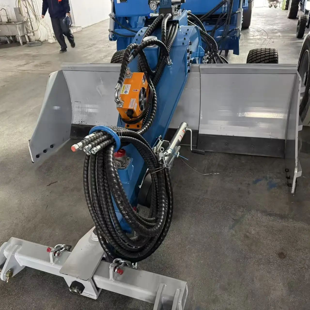 The Newest Land Leveling Machine Efficient Leveling Agricultural Machinery Satellite System with Base Station Grader