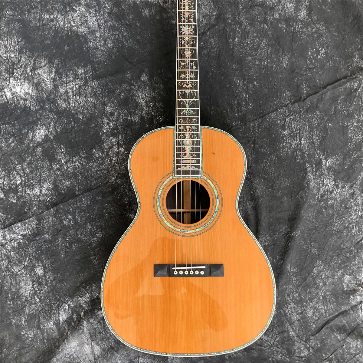 

All Solid Wood Acoustic Guitar Abalone Inlays Ebony Fingerboard 39 Inches OOO Type Rosewood Body