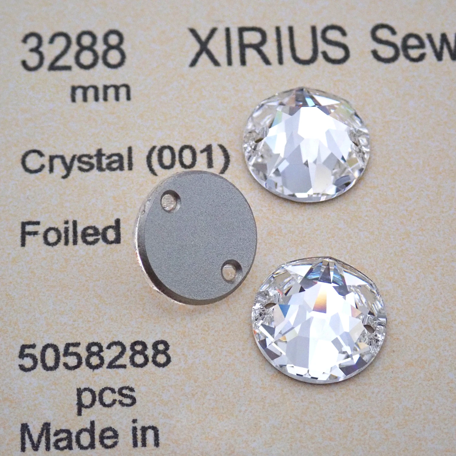Xirius Sew on Rhinestone Flat Top Glass Strass Flatback Sewing Crystal Clear Rhinestone for DIY Garment Needlework